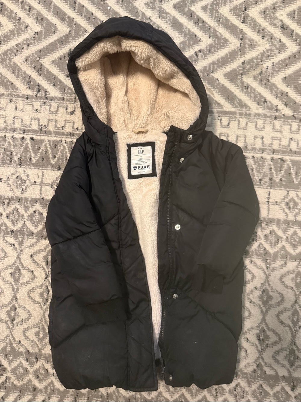 Baby Gap Black Sherpa Lined Hooded Puffer Coat Size 4
